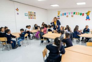 486 planteles de Quito retornarán a clases presenciales y 76 en Guayaquil