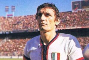 Luigi Riva, histórico jugador de Italia, falleció a los 79 años de edad
