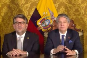 El expresidente Guillermo Lasso deberá pagar una multa de 15 salarios básicos unificados