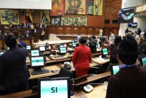 Los 129 asambleístas presentes en el debate votaron a favor del cuerpo normativo
