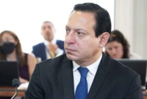 La renuncia del ahora exvocal del Consejo de la Judicatura, Xavier Muñoz, ya está en el Consejo de Participación Ciudadana (Cpccs)