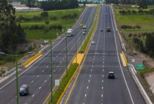 A pocas horas de que se termine el feriado de Carnaval en Ecuador, el ECU911 reportó las vías que están habilitadas en varias provincias
