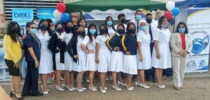 Jóvenes son innovadores en la industria de la confección