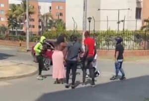 Simuló un robo armado