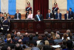 El presidente de Argentina, Javier Milei, decidió retirar el financiamiento público a los partidos políticos