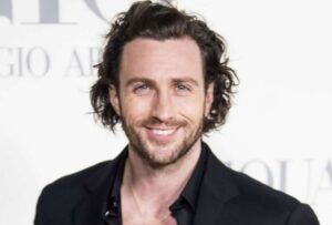 Actor que encarnará a su protagonista. Se trata de James Bond, el famoso espía que fue interpretado por Aaron Taylor-Johnson
