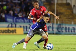 Emelec derrotó 0-1 a El Nacional, la noche de este domingo 17 de marzo de 2024, en el estadio Olímpico Atahualpa