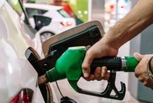 Petroecuador informó que se restablecerá el servicio de despacho de combustibles en Cuenca