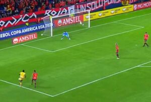 El Deportivo Cuenca no pudo contra el Delfín y se queda fuera