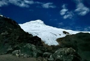 Se registró una avalancha en el volcán Cayambe