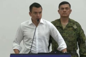 El presidente Daniel Noboa, durante sus actividades en Manabí, reaccionó a las declaraciones de la Asociación de Municipios del Ecuador (AME)