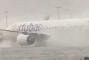 Las fuertes lluvias inundaron el aeropuerto de Dubái