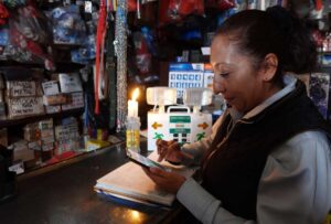Cortes de luz se reducen a dos horas en Quito, y Guayaquil