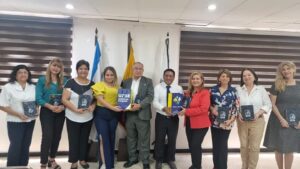 Charla sobre las maestrías que se ofertan en convenio con el Colegio de Periodistas del Guayas