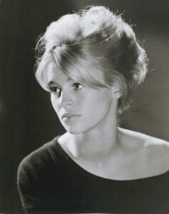 Feliz Cumpleaños, Julie Christie!