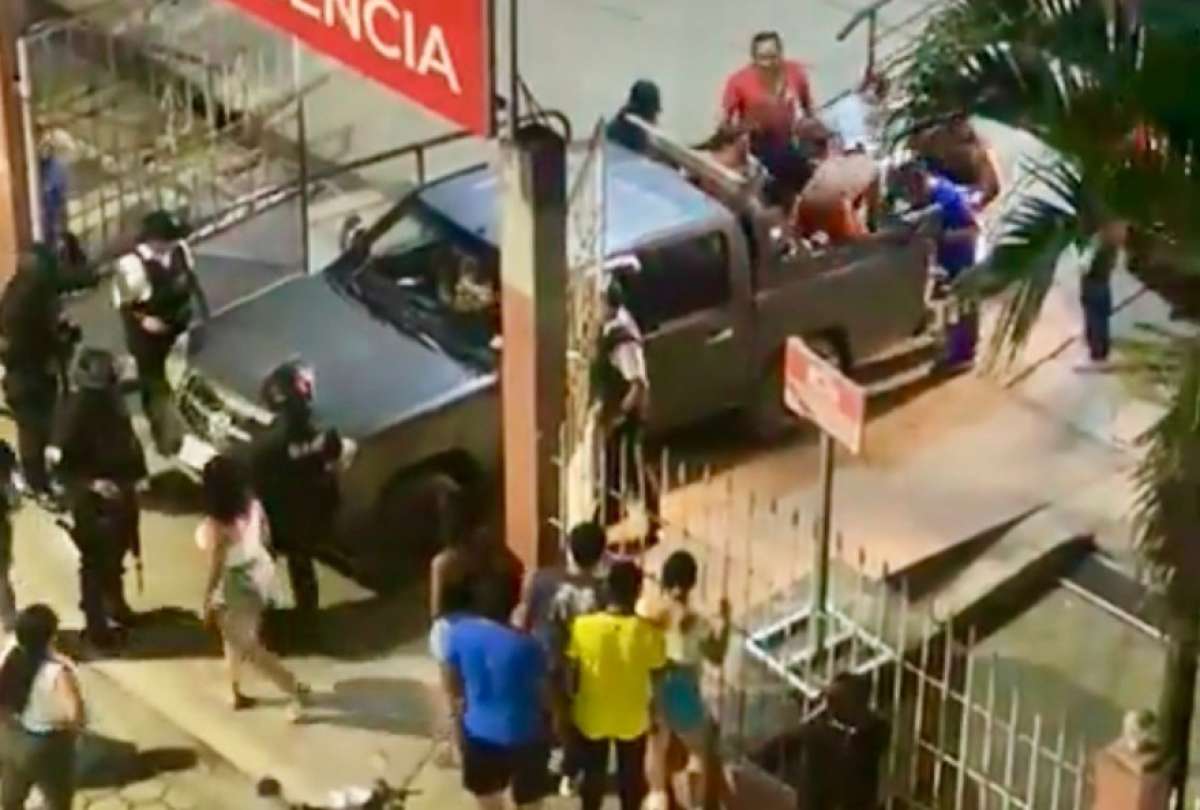 La Policía Nacional y las Fuerzas Armadas reforzaron los controles y operativos de seguridad en Camilo Ponce Enríquez, provincia del Azuay