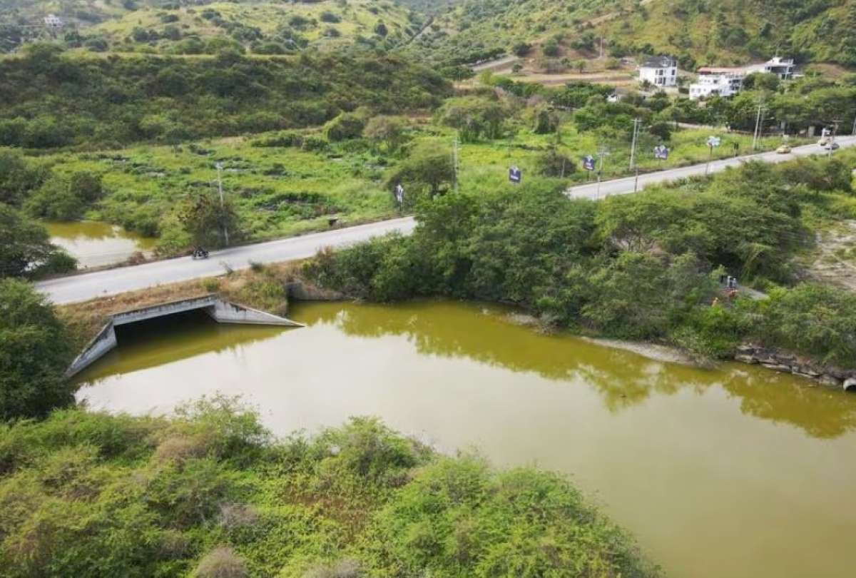 La construcción de un proyecto inmobiliario en Olón, provincia de Santa Elena, ha suscitado