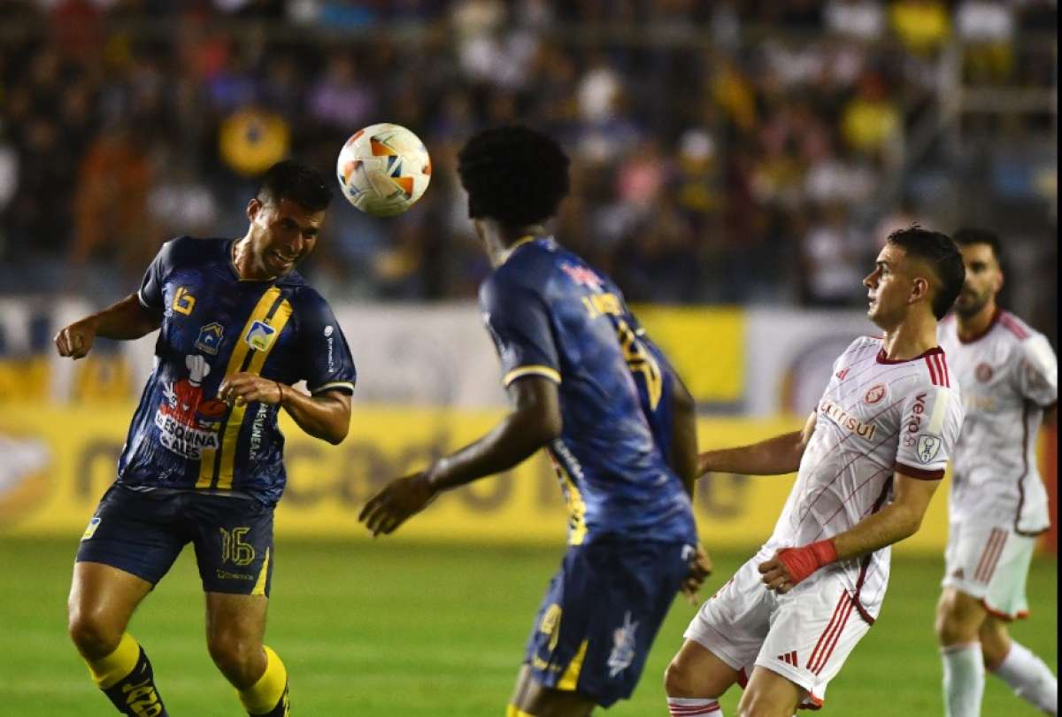 Partido entre Internacional de Brasil y Delfín de Ecuador fue postergado