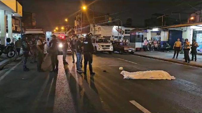 Un delincuente fue abatido por la policía en Portete