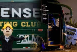 El bus que trasladaba a jugadores del Orense Sporting Club protagonizó un accidente de tránsito