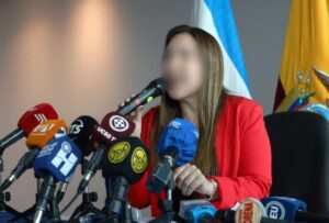 Investigación contra Verónica Abad continuará cuando finalice su período en funciones