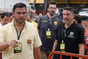 La directiva de Barcelona SC. Con la decisión, Antonio Álvarez y su directorio quedan oficialmente reconocidos por el Gobierno Nacional