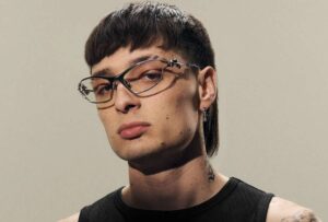Los tatuajes y la moda ligada al género urbano fueron una constante en la elección de las 50 celebridades latinas más bellas