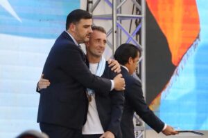 Reconocimiento de Damián Díaz en las fiestas Julianas