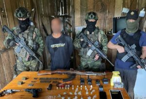 Las Fuerzas Armadas capturaron a uno de los más buscados del Ecuador.