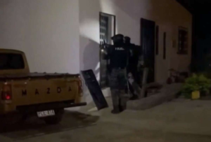 La Policía Nacional localizó un inmueble utilizado por integrantes del grupo delictivo “Los Choneros”