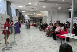 El taller ‘Enamórate Bien’, dirigido por el Ministerio de la Mujer y Derechos Humanos, se desarrolló en el cantón Durán, en Guayas