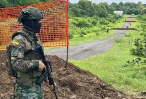 La Fuerza Aérea Ecuatoriana (FAE) confirmó que se han inhabilitado 30 pistas clandestinas en Ecuador