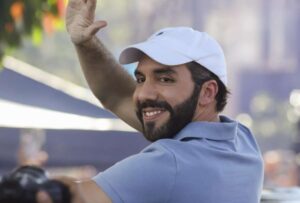 El presidente de El Salvador, Nayib Bukele, lanzó una burla en redes sociales dirigida al mandatario venezolano Nicolás Maduro