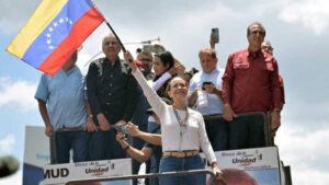 LA OPOSICIÓN REIVINDICA LA VICTORIA DE EDMUNDO GONZÁLEZ URRUTIA Y TACHA DE FRAUDULENTA LA REELECCIÓN DE MADURO