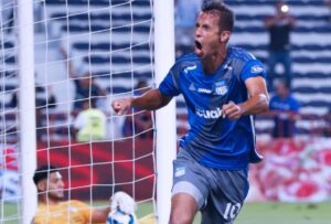 El Nacional, Aucas y Emelec van por el cupo