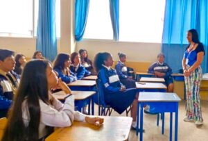 Los horarios en planteles educativos tendrán cambios debido a la suspensión de energía eléctrica