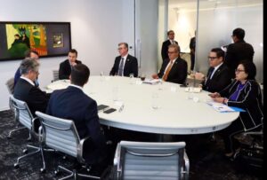 El presidente Daniel Noboa mantuvo reuniones de alto nivel con representantes de The Bank of Montreal – BMO Capital Markets, Dundee Precius Metals y Canadian Commercial Corporation para consolidar nuevas inversiones