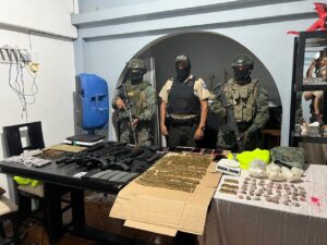 Inteligencia militar dio un duro golpe a los GDO, en el sector la Pradera de la ciudad de Manta