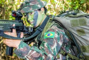 Brasil publicó un decreto que marca un cambio en las reglas de alistamiento militar femenino