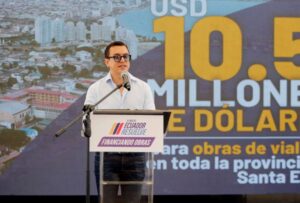 El presidente Daniel Noboa concretó un financiamiento de USD 10,7 millones para obras de vialidad