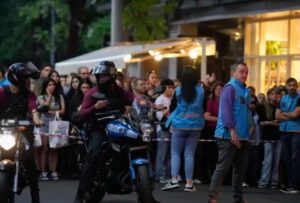 La policía argentina allanó el hotel CasaSur en Buenos Aires