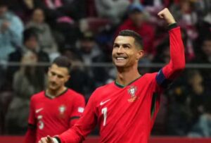 CR7 ofrece empleo en sus hoteles