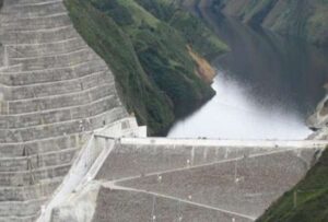 La hidroeléctrica Mazar está prendida