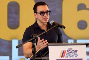 El presidente Noboa solicitó que se tomen medidas para garantizar el suministro eléctrico