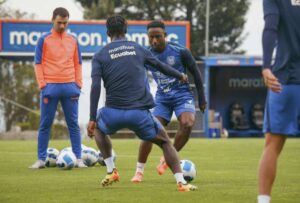 ¡Atención! Cierres viales por el partido Ecuador vs. Paraguay