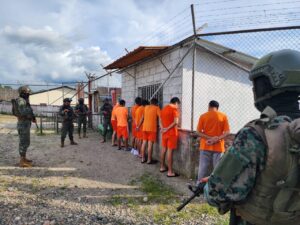 FFAAECUADOR por intermedio de la FAE ejecutaron operaciones militares en el centro de rehabilitación social