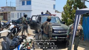 Operaciones militares de ámbito interno tipo CAMEX, en el barrio la Pradera del cantón Manta