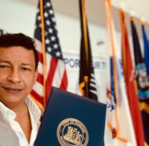 EMBAJADOR ARTÍSTICO CULTURAL ECUATORIANO