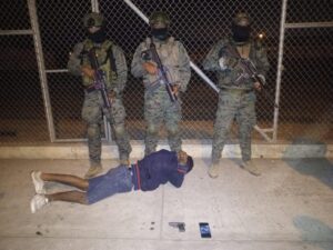 Operaciones militares tipo CAMEX, patrullajes móviles y terrestres, en el sector “la revancha” del cantón #Manta