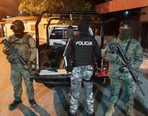 Operaciones militares tipo CAMEX, en el sector playita mía, perteneciente al cantón Manta